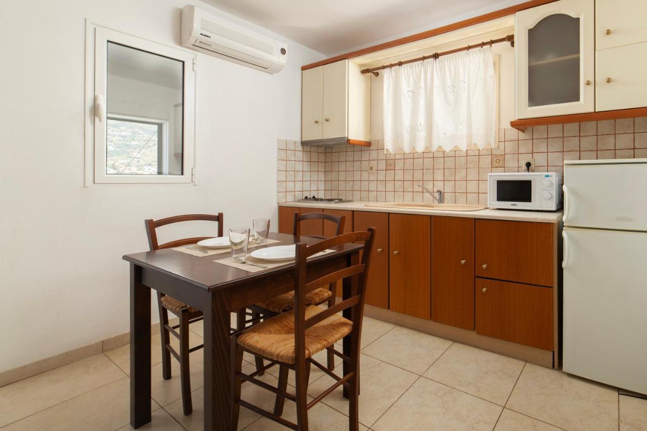 Almar Apartments Μπατσί Εξωτερικό φωτογραφία